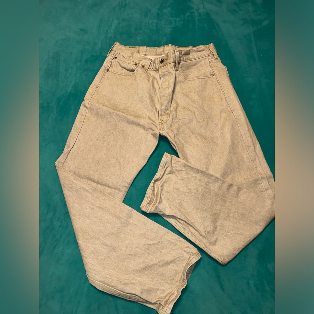 Levi’s 501 straight fit jeans men’s size 36x32 tan/cream color button-down fly